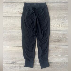Athleta Pantalon Attitude II Pants Black Size 4